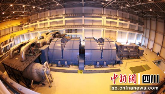 “华龙一号”全球首堆示范工程福清核电汽轮发电机组。优发国际电气 供图